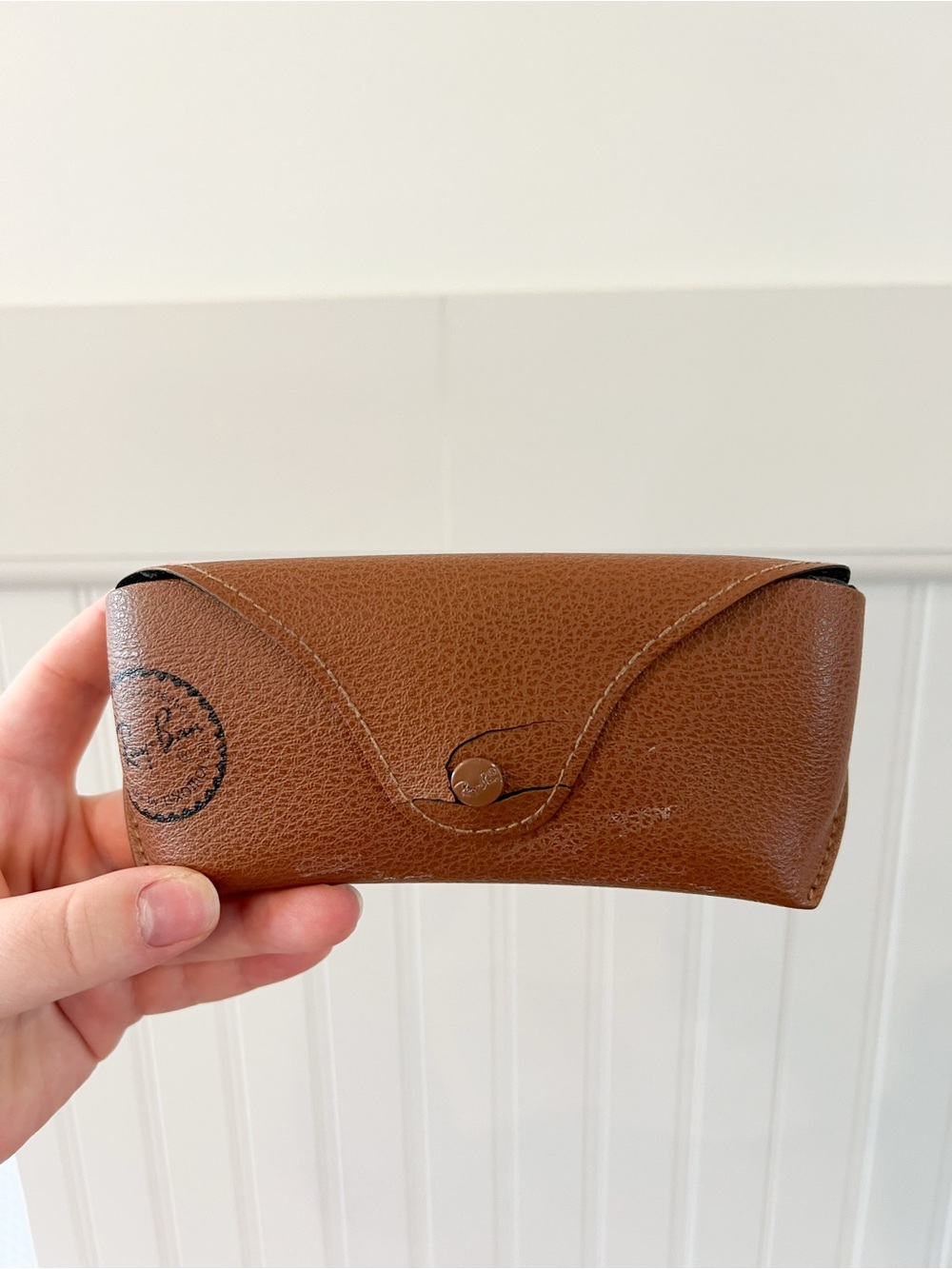 Ray-Ban Black Frame Sunglasses with case - Picture 4 of 6